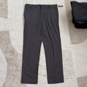 Van Heusen Men's Dark Gray Dress Pants